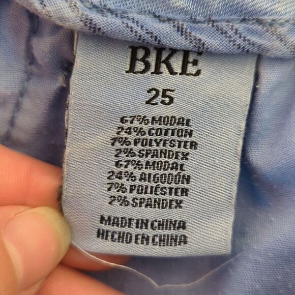 BKE  Mid-Rise Stretch Short BKE sz 25 - Picture 7 of 7